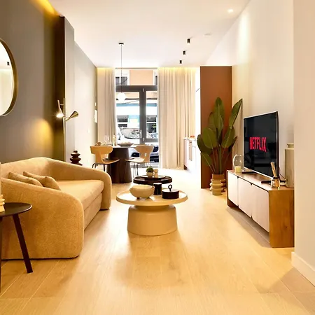 Saristays Center R *